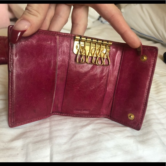 *AUTHENTIC* Miu Miu Matelasse Wallet & Key Case - Picture 2 of 3